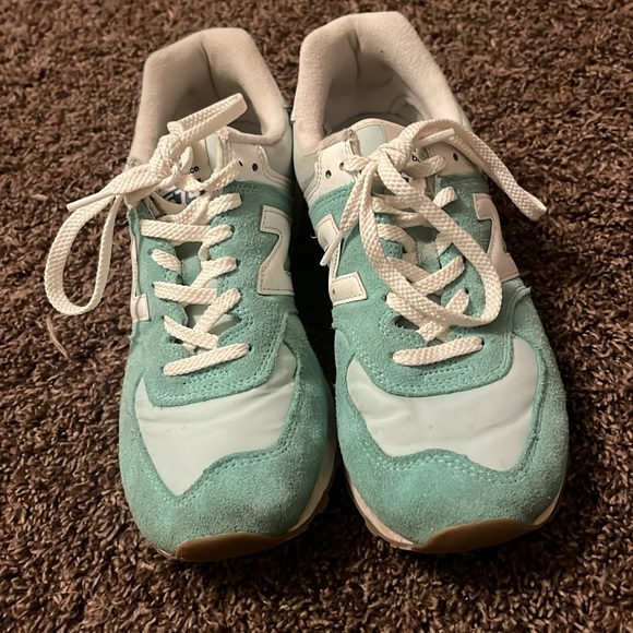 New Balance 574 teal size 8 - Picture 2 of 3